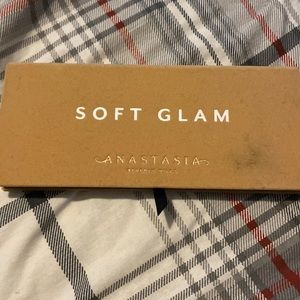 Anastasia palette
